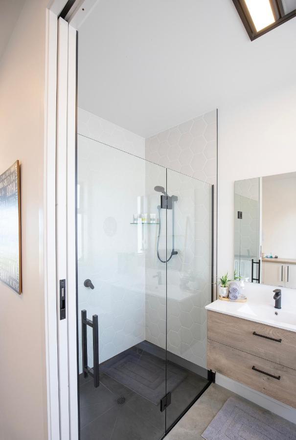 Views Over Tasman, New Luxury Boutique Studio Overlooking The Tasman Sea Греймут Экстерьер фото